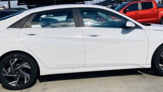 2024 Hyundai Elantra