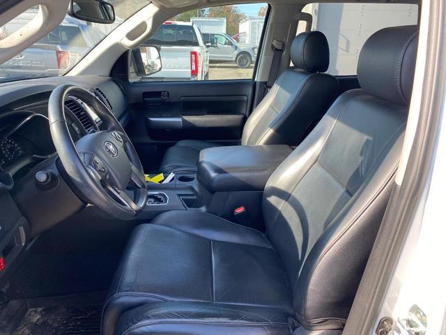 2019 toyota sequoia trd sport