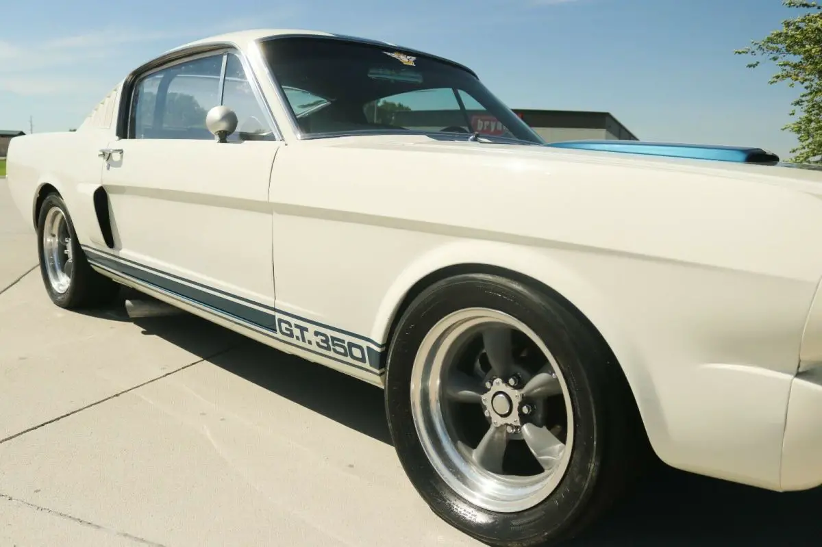 1965 ford mustang fastback gt350r tribute 302ci, 5 sp manual tremec 4 wheel disc