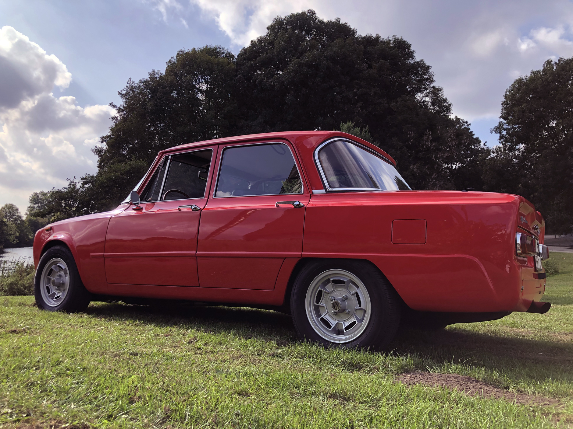 1972 alfa romeo giulia 1300 super 2.0l