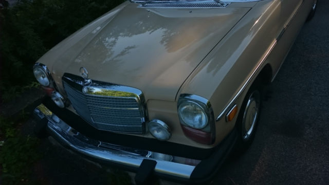 mint 1975 mercedes benz 300d - creampuff! - drive anywhere