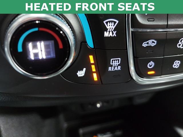 2022 chevrolet traverse lt leather
