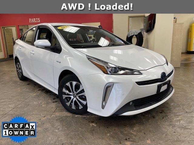 2022 toyota prius le