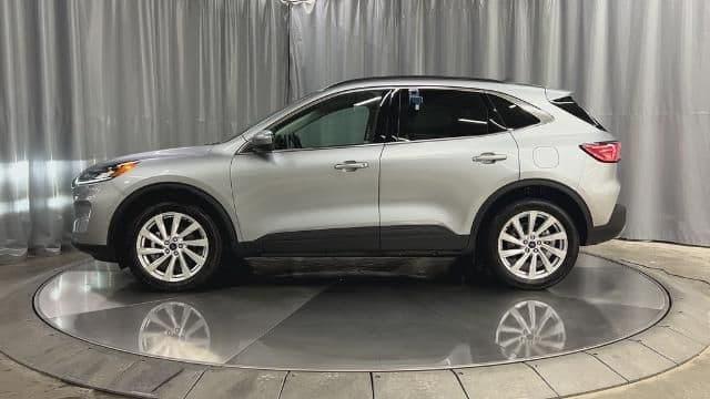 2022 ford escape titanium in green bay, wisconsin