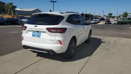 2024 Ford Escape