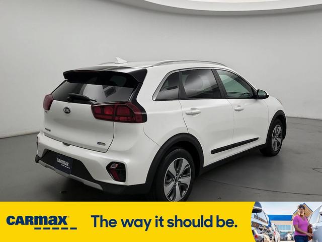 2020 kia niro lx