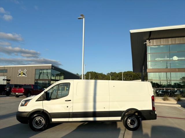 2017 ford transit-250 base