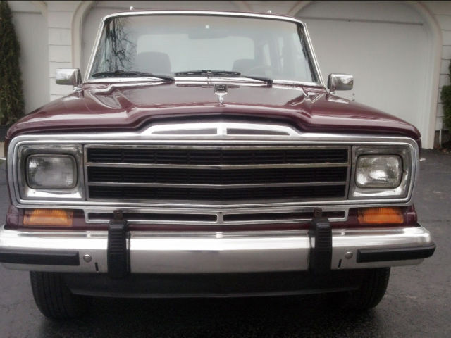 1988 jeep grand wagoneer tremendous value on this low mile bargain