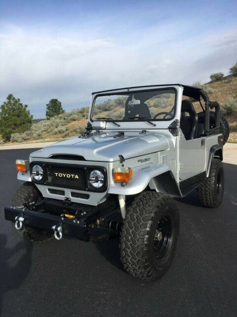 1979 toyota land cruiser fj40 4wd original in-line 6-cyl manual suv 4" lift kit
