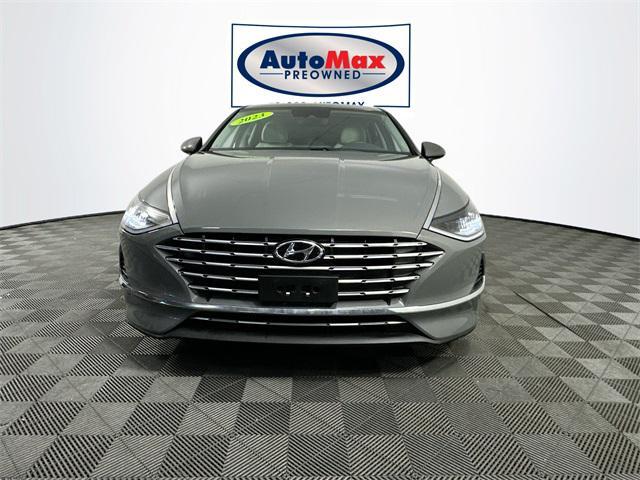 2023 hyundai sonata hybrid base