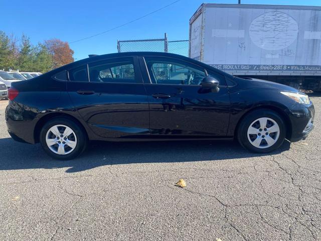 2017 chevrolet cruze ls