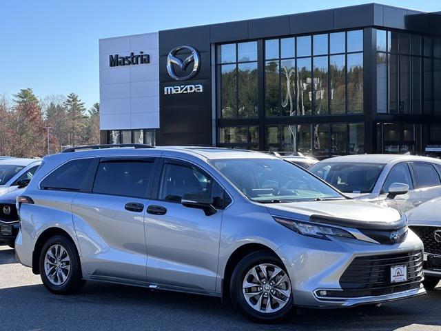 2023 toyota sienna xle 7 passenger