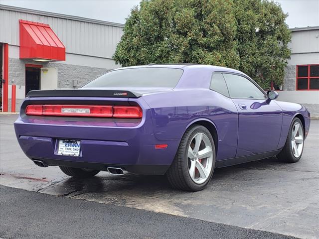 2010 dodge challenger srt8