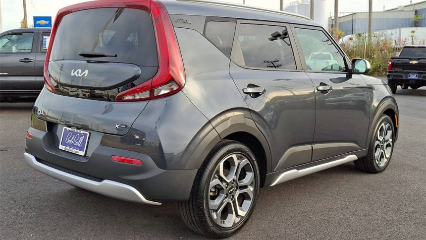 2022 kia soul x-line