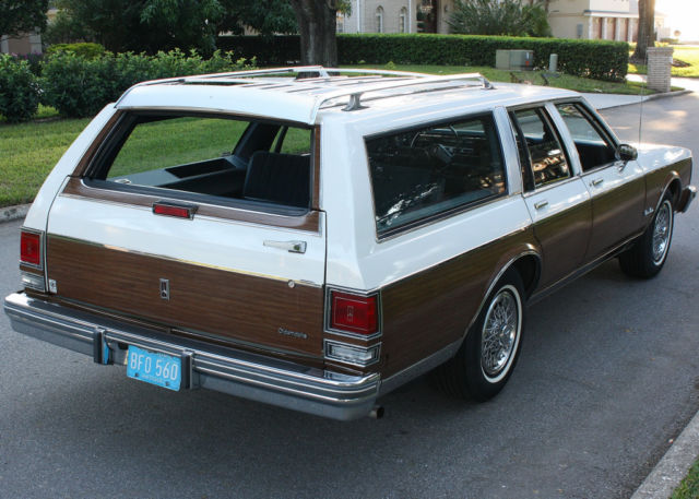pristine woody wagon survivor -1988 oldsmobile custom cruiser wagon - 50k miles