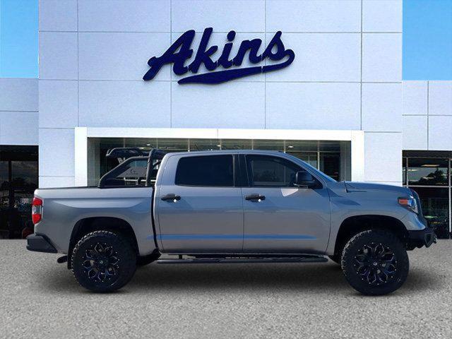 2018 toyota tundra sr5