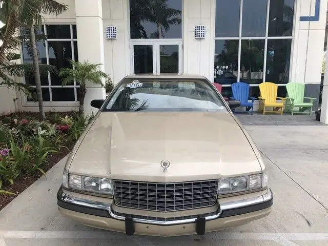 lumbar 4.9l v8 cruise cassette leather power windows