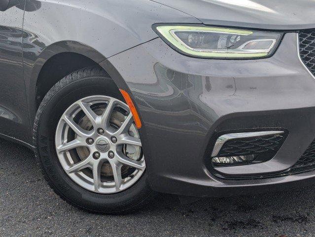 2022 chrysler pacifica touring-l