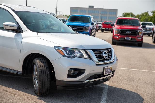 2020 nissan pathfinder sl
