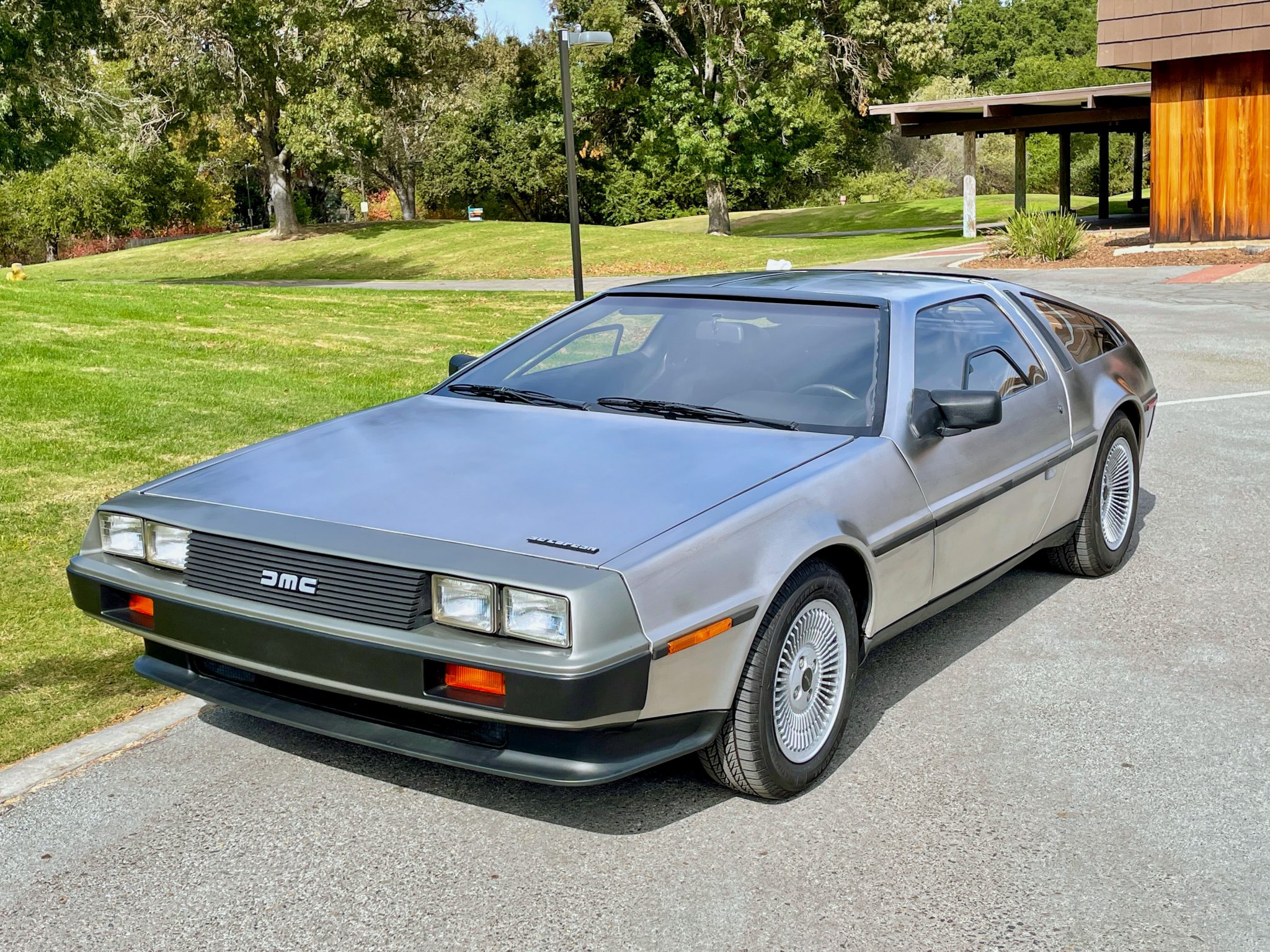 1983 delorean dmc-12 5-speed