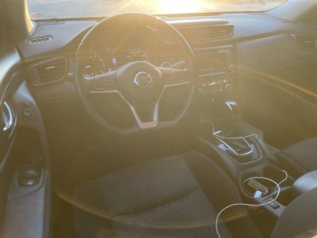 2020 nissan rogue sv