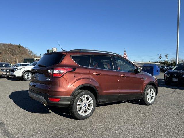 2018 ford escape se