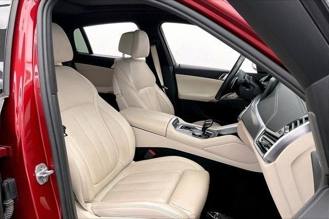 2021 bmw x6 m50i