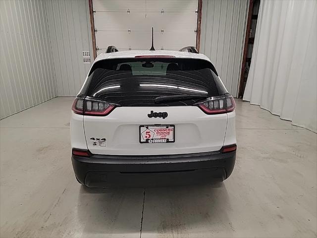 2023 jeep cherokee altitude