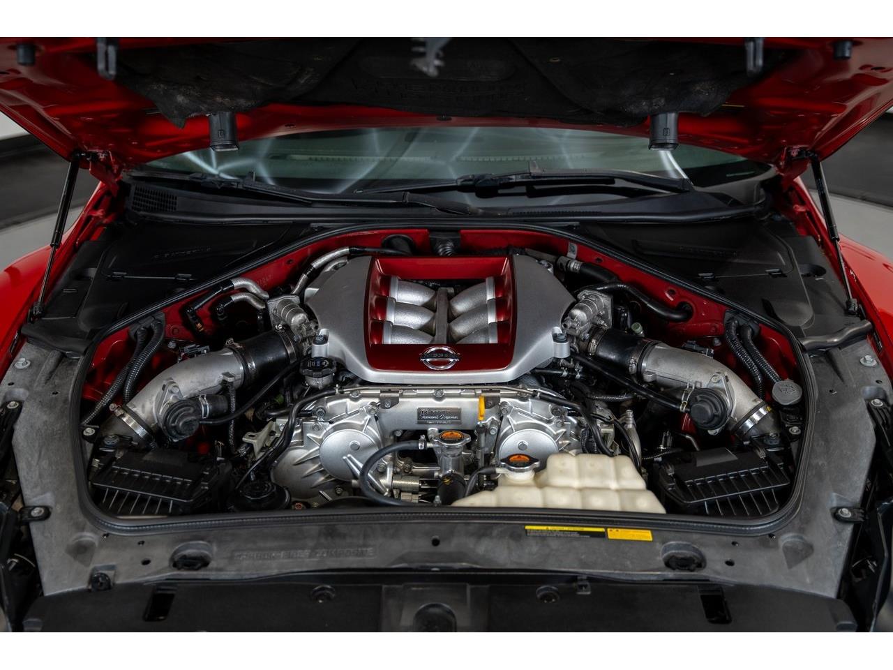 2010 nissan gt-r