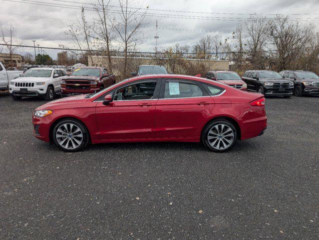 2020 ford fusion se