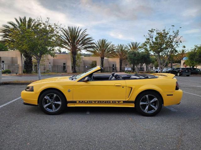 1999 ford mustang gt