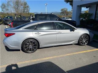2019 Toyota Avalon xse
