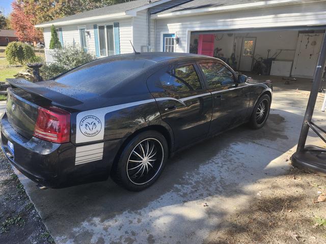 2008 dodge charger base
