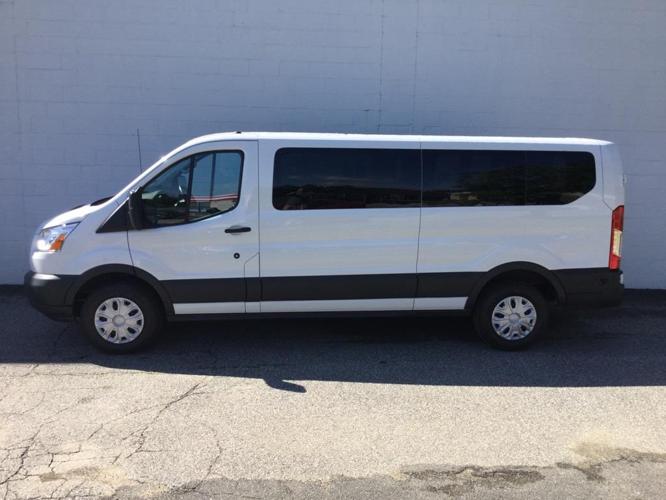 2017 ford transit passenger 350 xl 350 xl 3dr lwb low roof passenger van w/sliding passenger side door for sale in bow, new hampshire