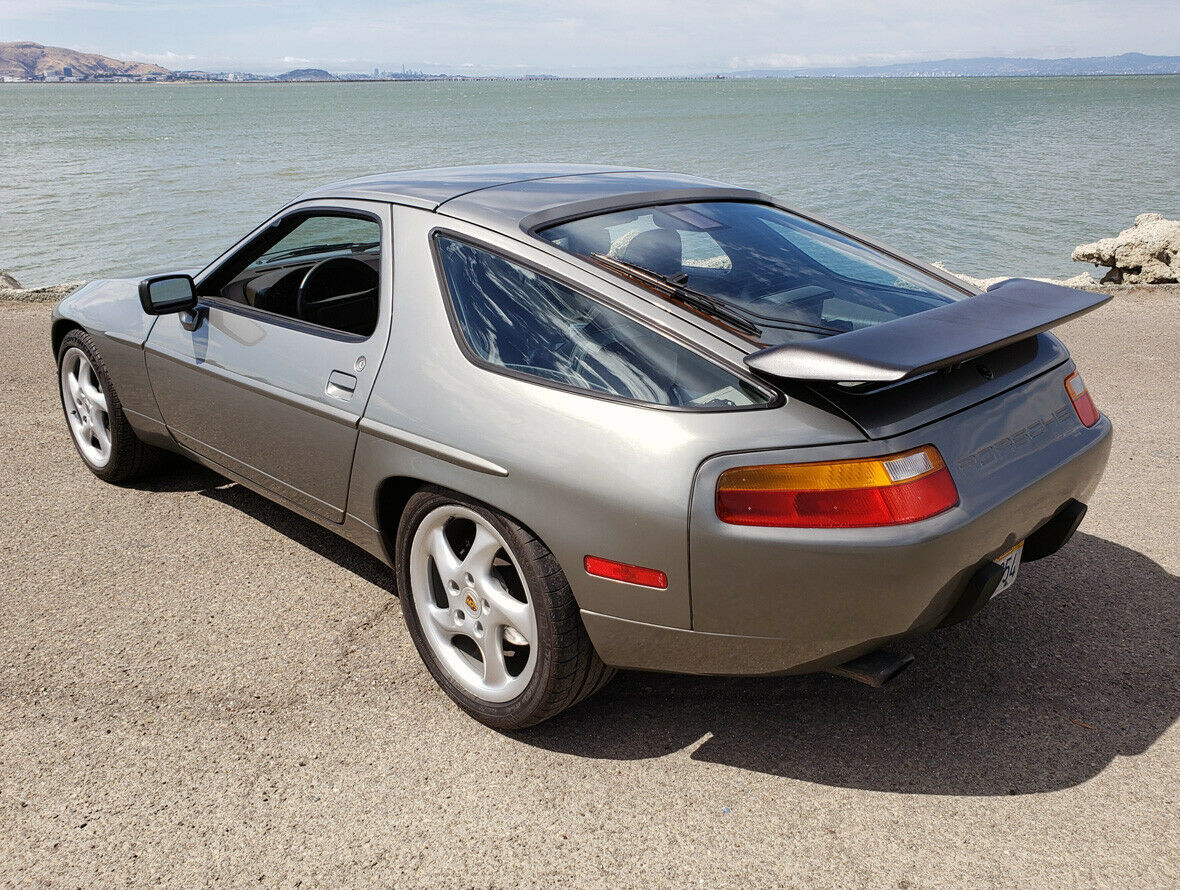 exceptional original classic 1987 porsche 928 s4! rust-free ca. car! all records