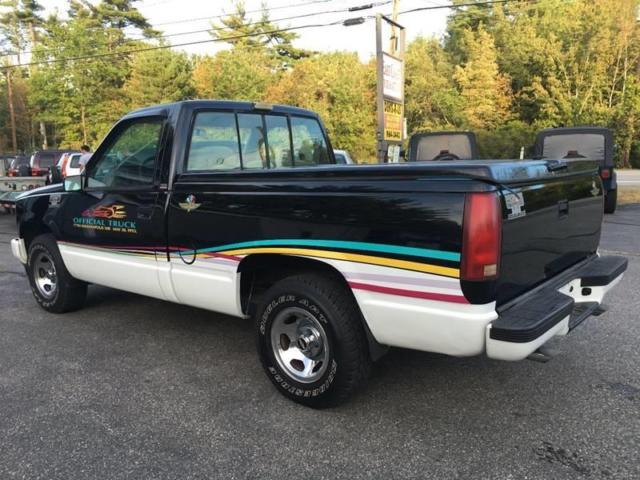1993 chevrolet c/k 1500 series, black with 183,000 miles available now!