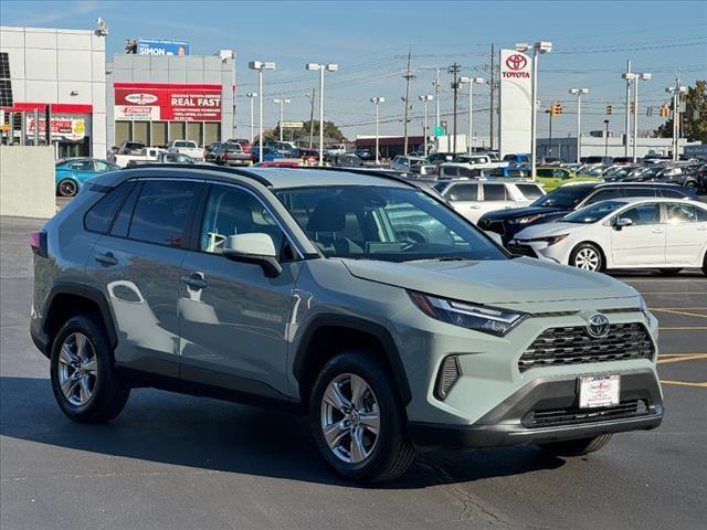 2023 toyota rav4 xle