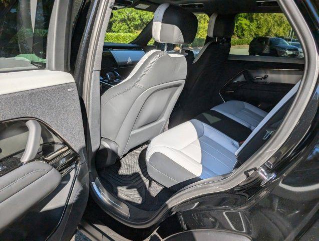 2024 land rover range rover sport se
