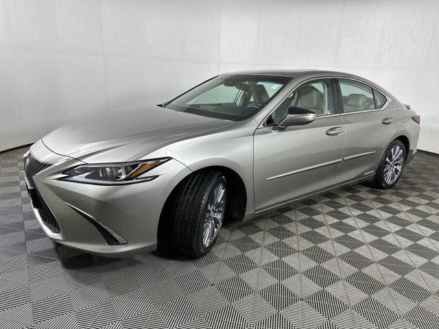 2020 lexus es 300h base