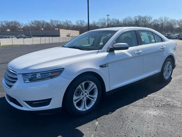 2016 ford taurus sel