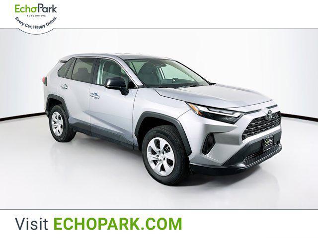 2024 toyota rav4 le