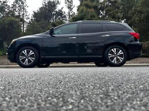 2017 nissan pathfinder sl in newbury park, california