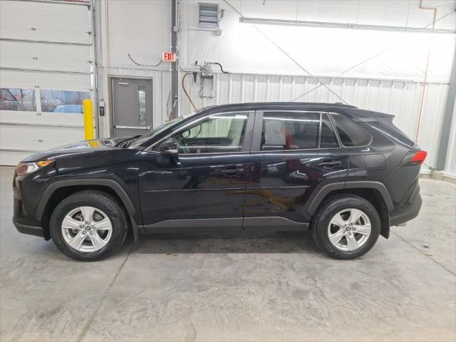 2019 toyota rav4 xle