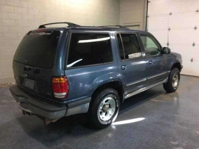 1998 ford explorer xlt 4dr xlt 4wd suv for sale in bismarck, north dakota