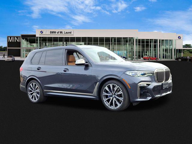 2021 bmw x7 m50i