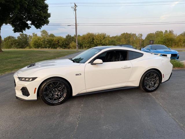 2024 ford mustang gt premium
