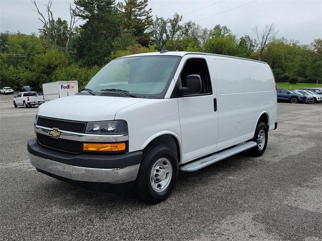 2022 chevrolet express 2500 work van