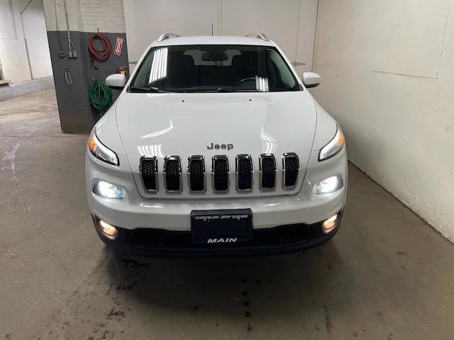 2018 jeep cherokee latitude plus