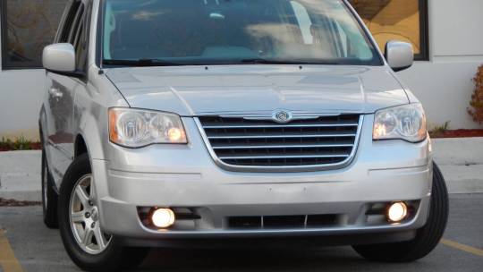2010 Chrysler Town & Country