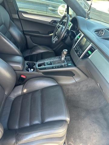 2016 porsche macan turbo